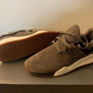 New Balance Sneakers